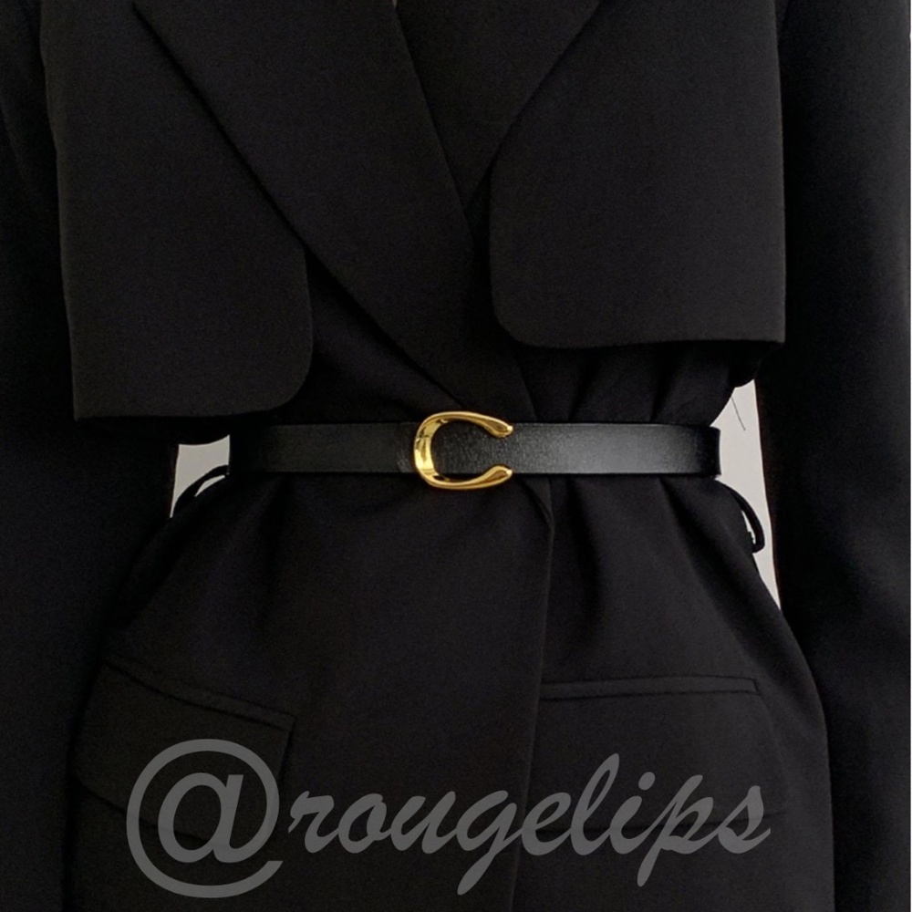 Black Skinny Leather Belt Gold Tone C-Horseshoe buckle